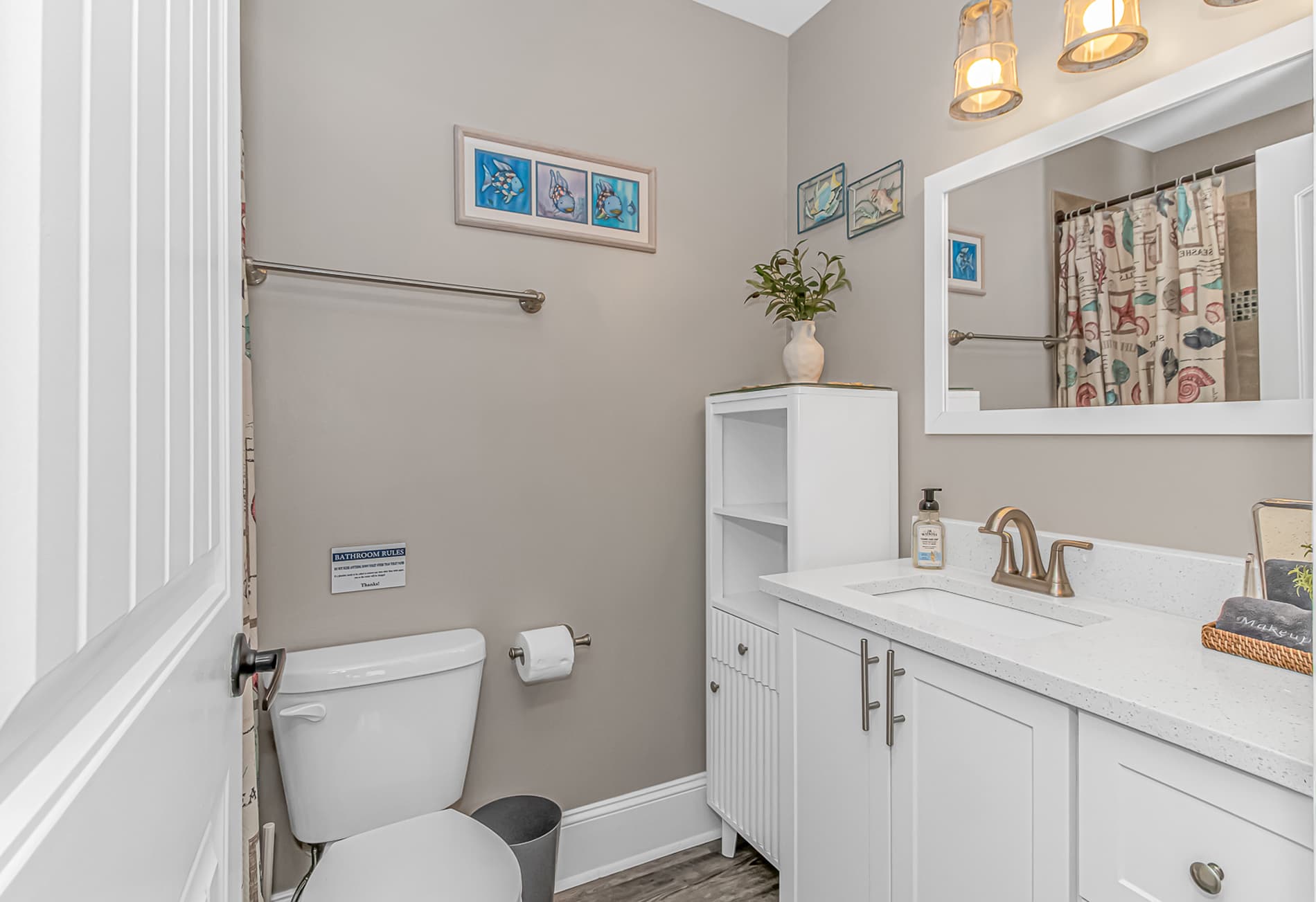 Upstairs Master Ensuite Bathroom