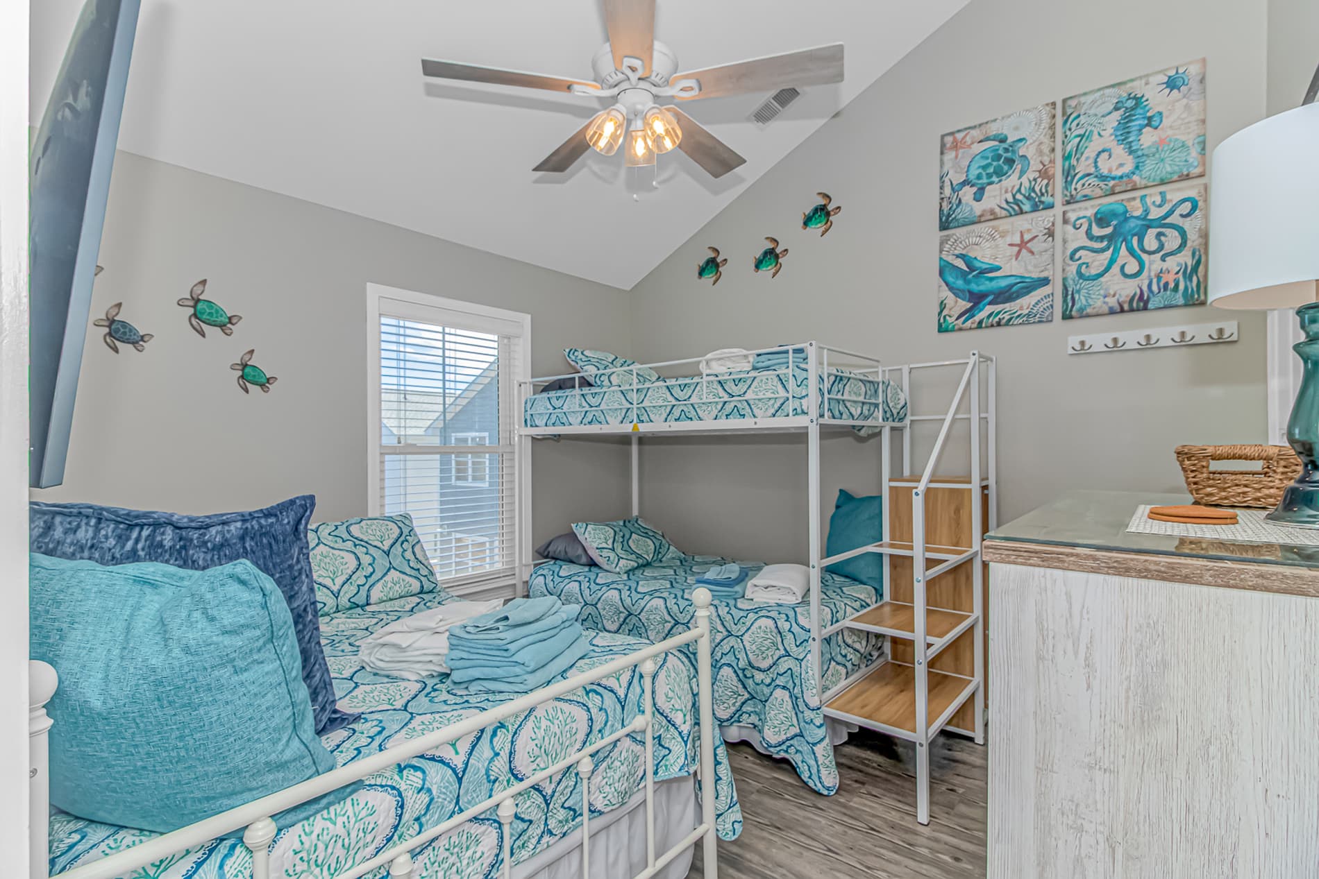 Upstair Full Bed and Twin Bunks